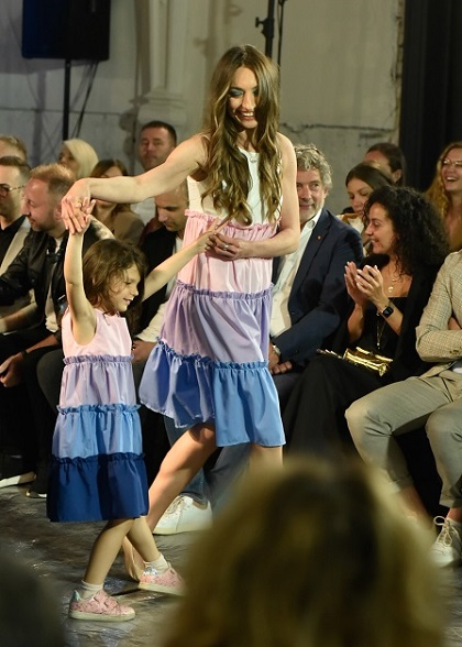 iste-haljine-za-mame-i-cerke